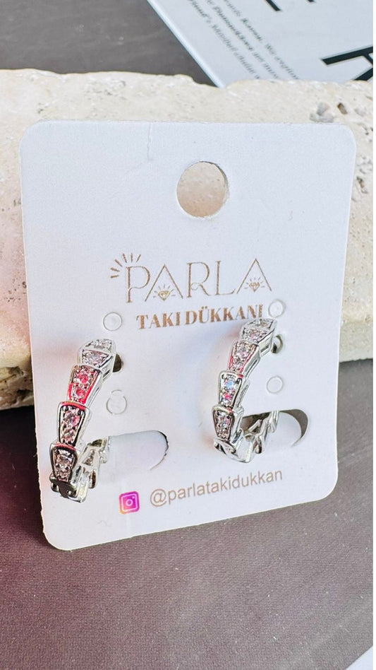 Taş Detaylı Çelik Halka Küpe